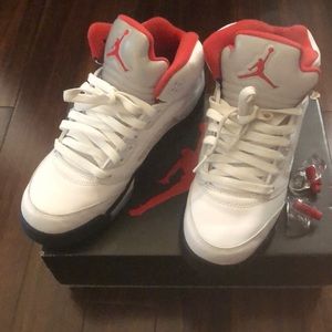 Air jordan retro (GS)